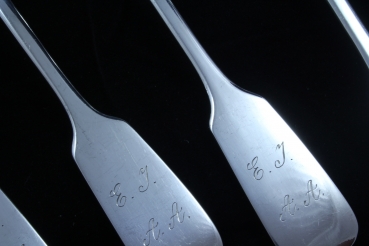 6 Speiselöffel Spaten Monogramm E.J. + A.A. versilbert