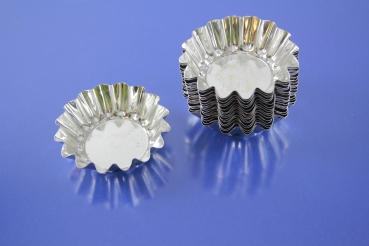 18 Backförmchen Tartelettförmchen aus Weißblech Durchmesser 6,5 cm