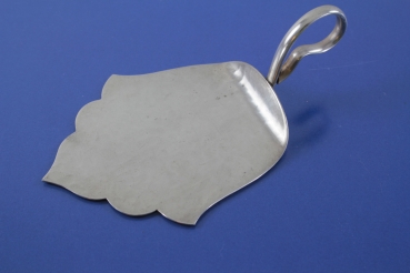 Patetenheber Törtchenheber mit Hammerschlag Dekor versilbert