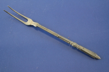 Jugendstil Fleischgabel 17 cm versilbert