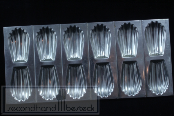 Backform für 12 Madeleines oder Bärentatzen aus Metall