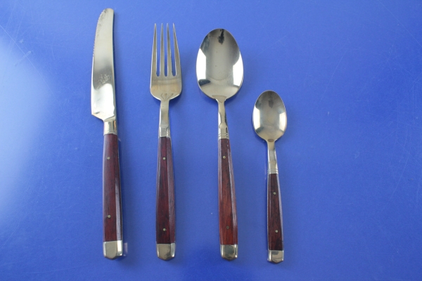 Bronzebesteck mit Rosenholz Griffen für 6 Personen 24 Teile