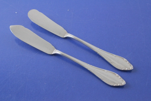 Wellner 398 Mozart Buttermesser + Käsemesser versilbert Note 2-3