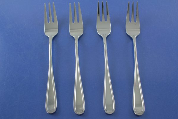 TCM Tchibo 4 Kuchengabeln Edelstahl 18/10