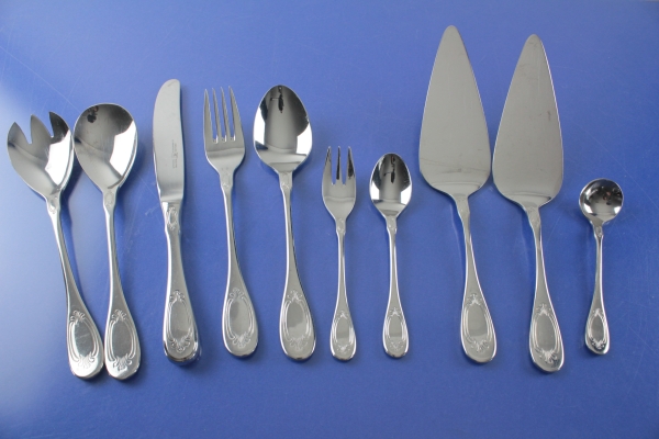 Zwilling Henckels Besteck für 6 Personen 29 Teile + 5 Vorleger Edelstahl 18/10