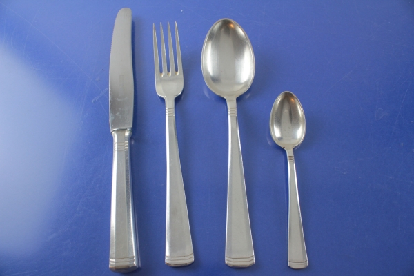 Fritz Millhoff Art Deco Besteck für 6 Personen 24 Teile versilbert
