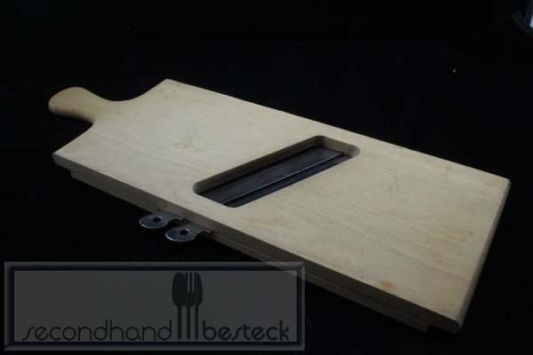 Alter Gurkenhobel Gemüsehobel aus Holz 43 x 15,5 cm