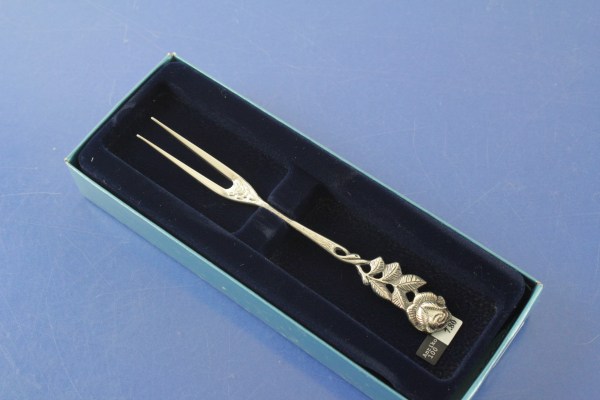 Antiko Hildesheimer Rose Serviergabel 14,0 cm versilbert OVP