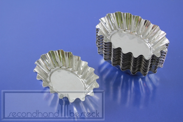 18 Backförmchen Tartelettförmchen aus Weißblech 8 x 5 cm