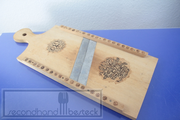 Alter Gurkenhobel Gemüsehobel Krauthobel aus Holz 46,5 x 18,0 cm