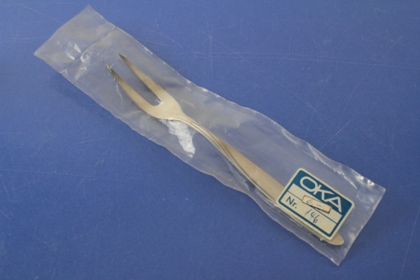 OKA 146 Fleischgabel versilbert