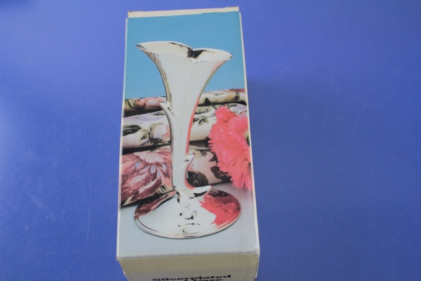 Vase versilbert Höhe 13 cm OVP