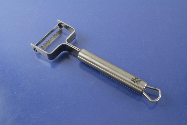 WMF Profi Plus Sparschäler Spargelschäler Pendelschäler Cromargan (c)